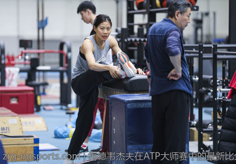 梅德韦杰夫在ATP大师赛中的最新比分详情分析